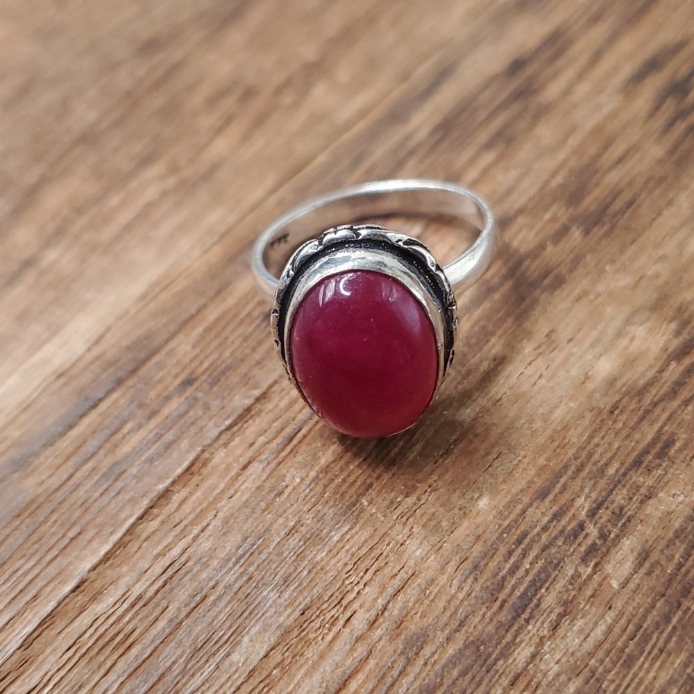 Size 7 ruby and sterling silver‎ R721 - Picture 2 of 2